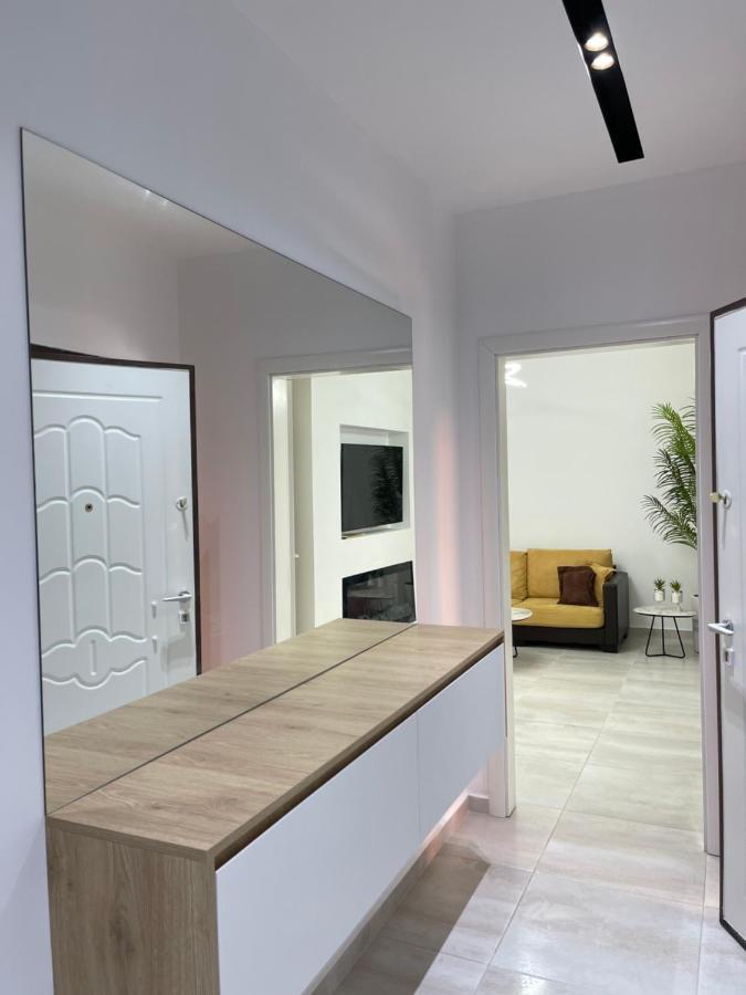 Lungomare Luxury Sea View Apartaments Vlorë 외부 사진