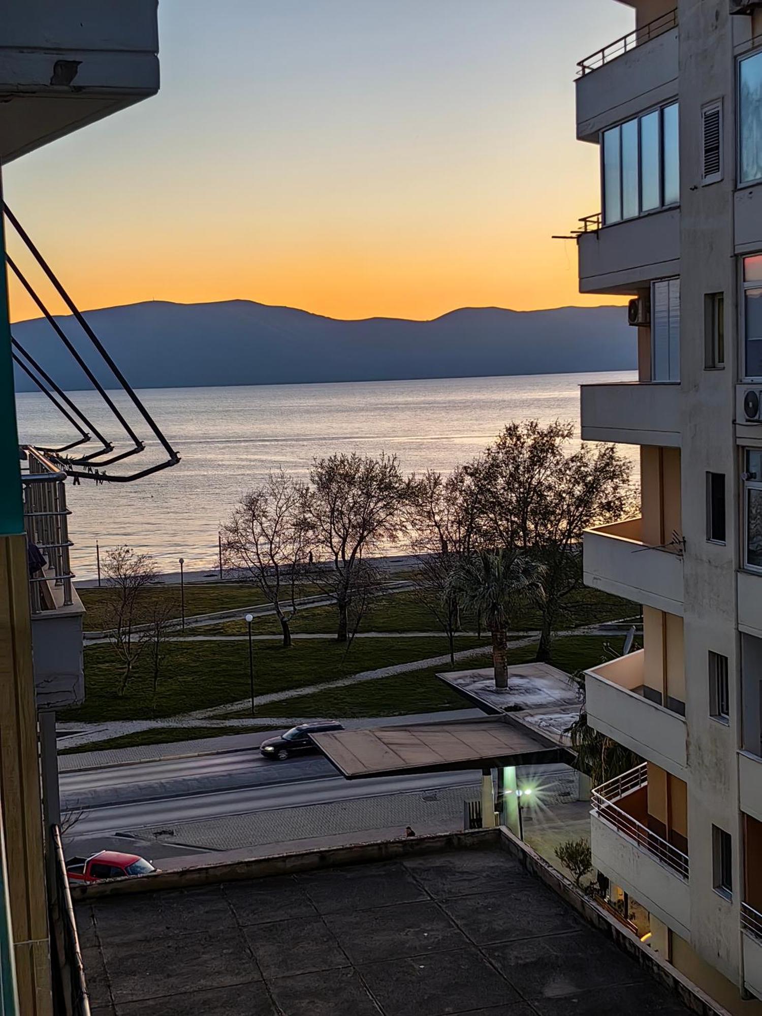 Lungomare Luxury Sea View Apartaments Vlorë 객실 사진